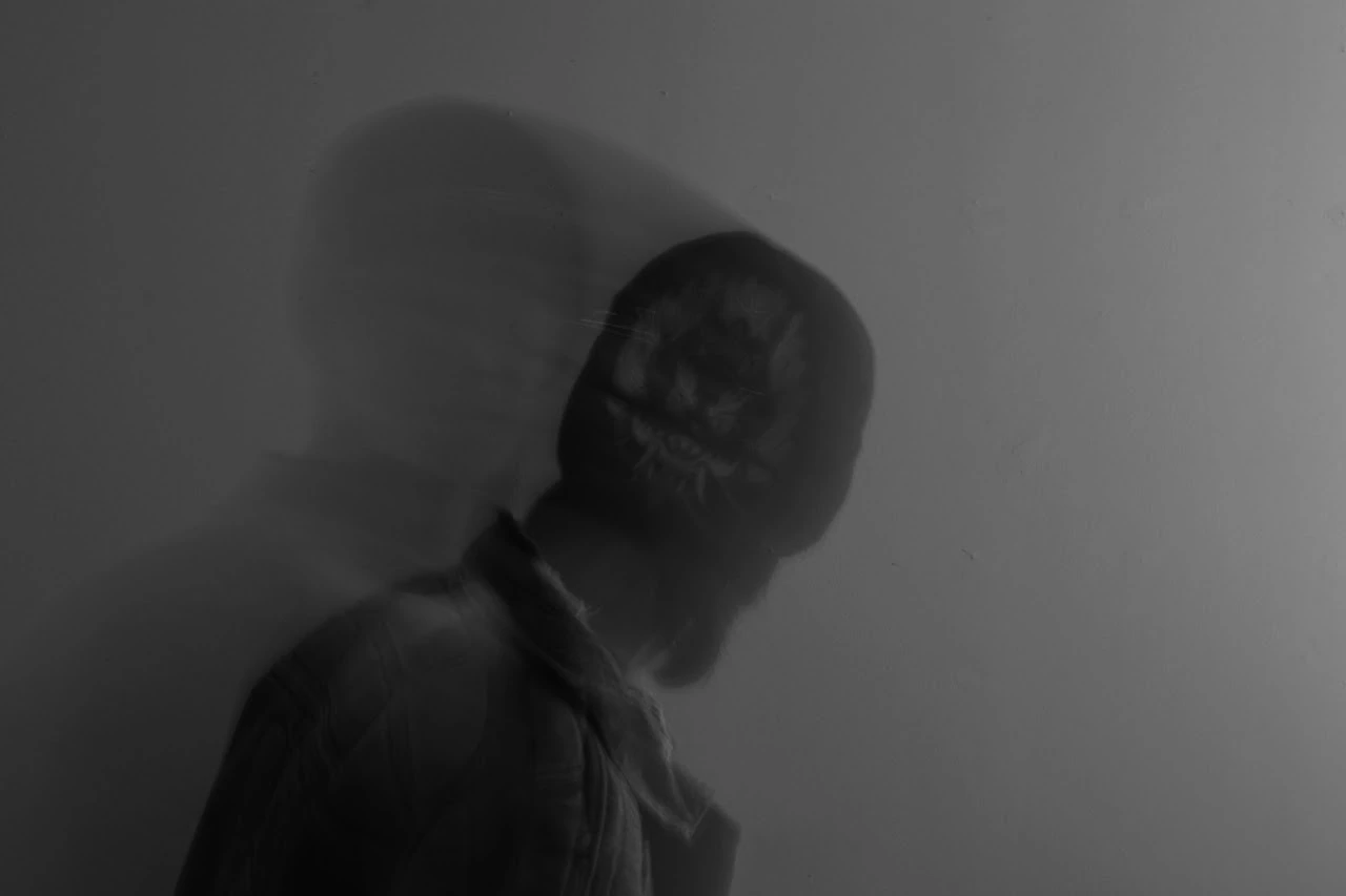 Trauma-Induced Dissociative Amnesia — photograph 07